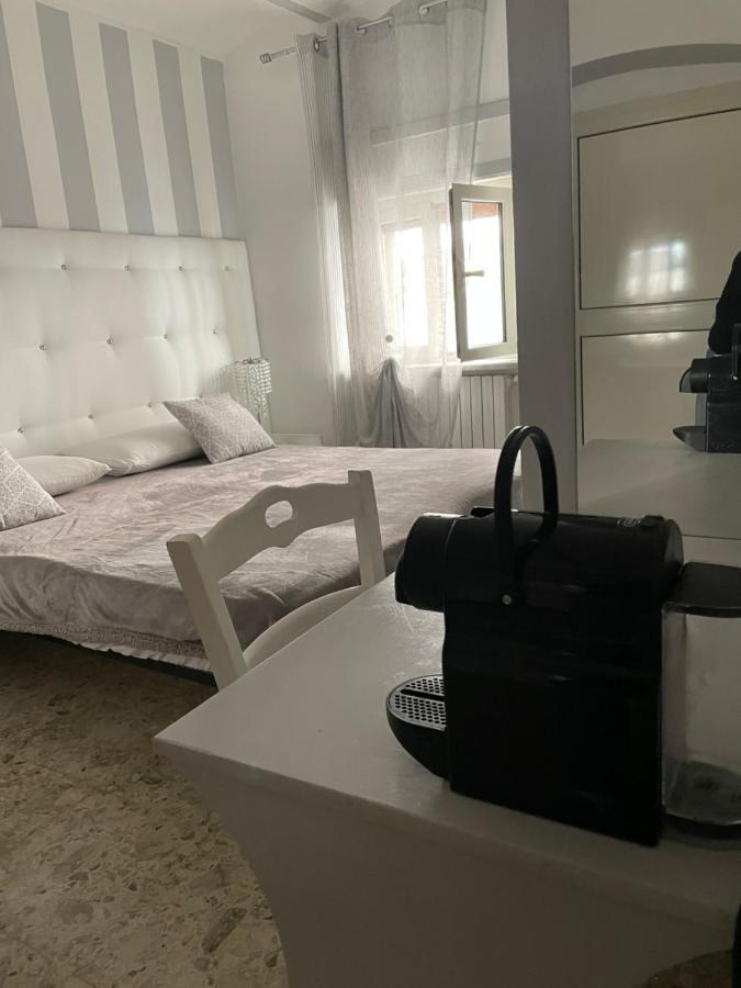 Hotel Alderi Matera Esterno foto
